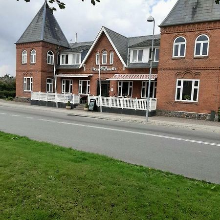 Gredstedbro Hotel Buitenkant foto