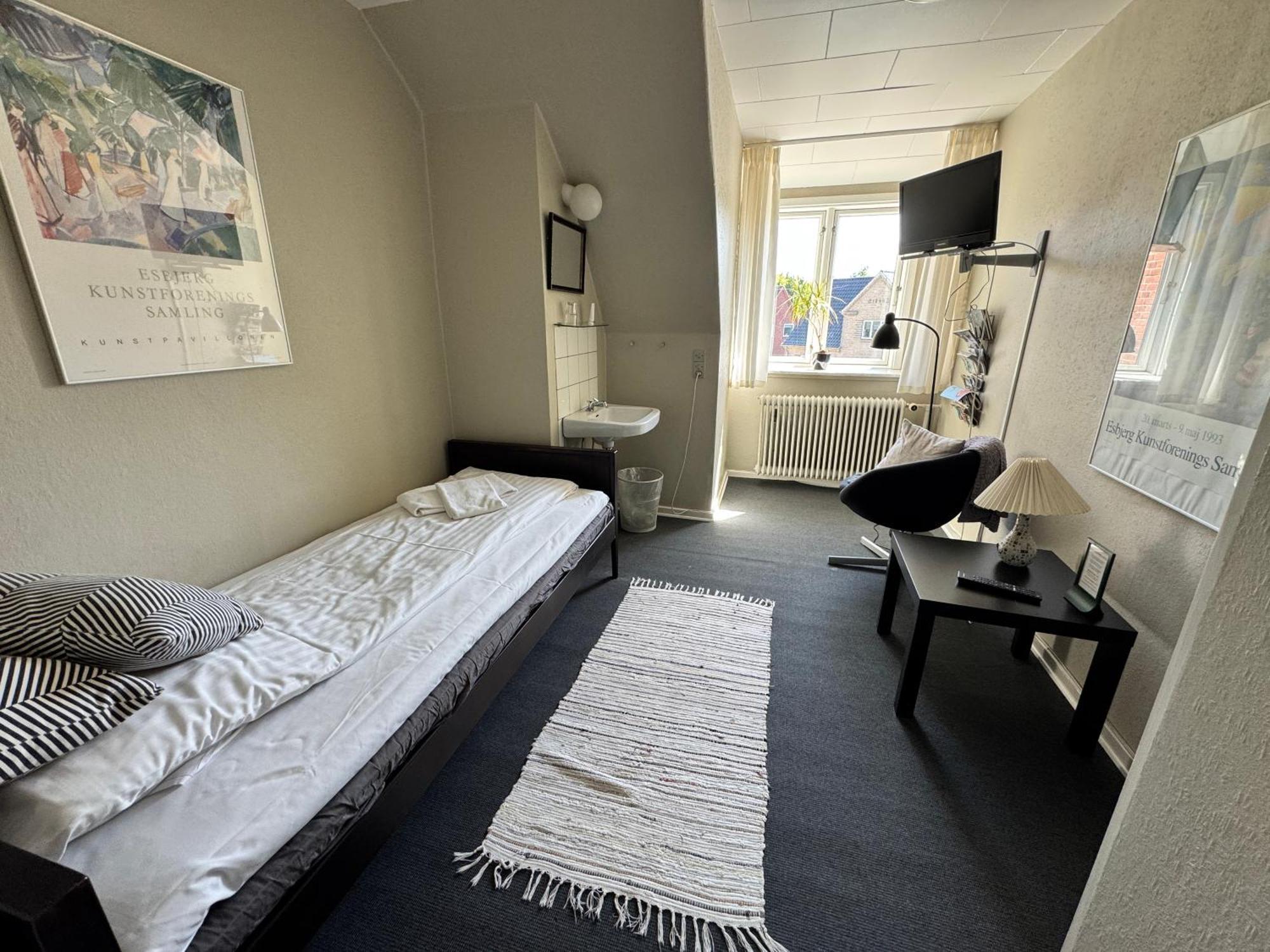 Gredstedbro Hotel Buitenkant foto