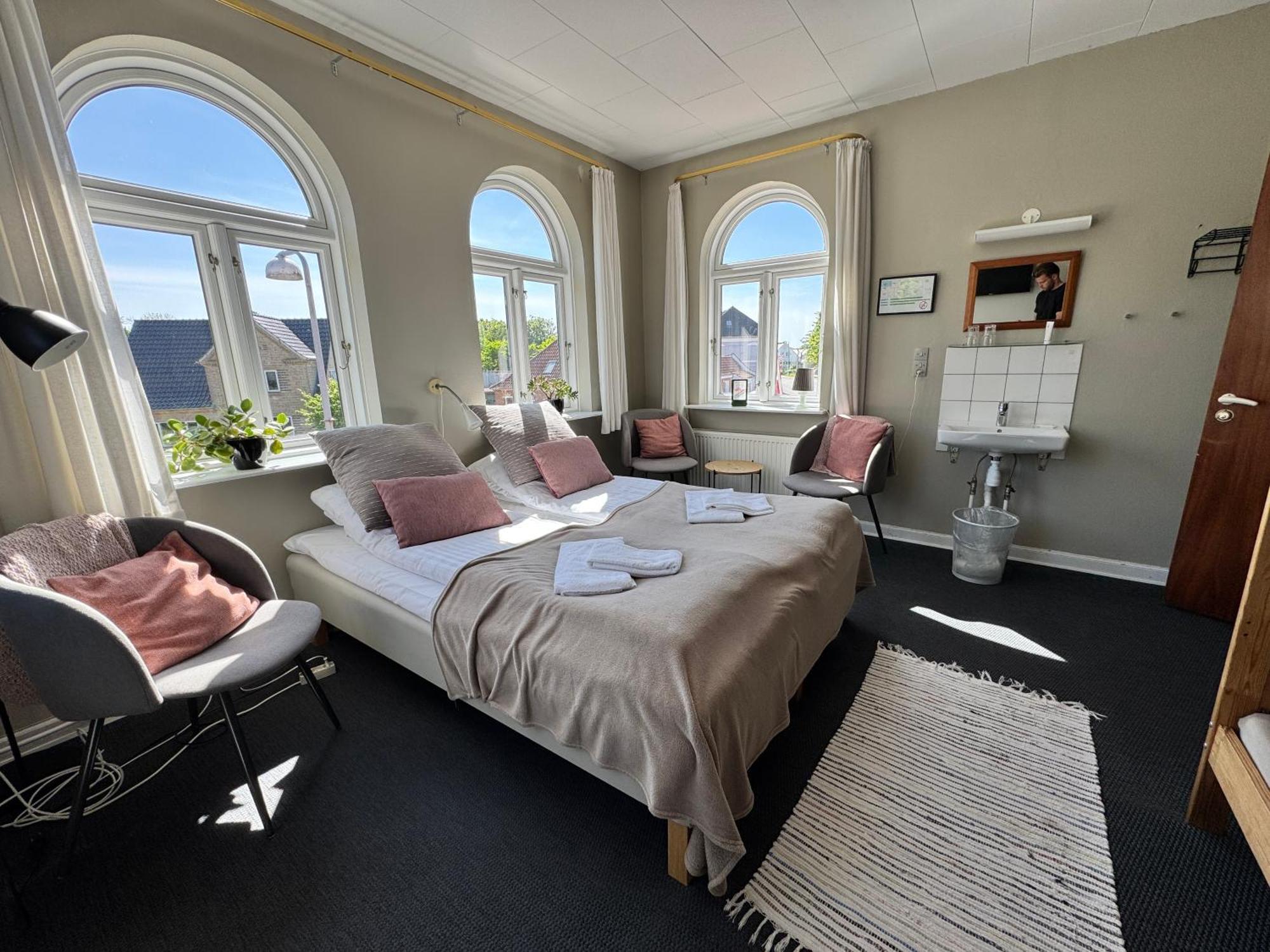 Gredstedbro Hotel Buitenkant foto