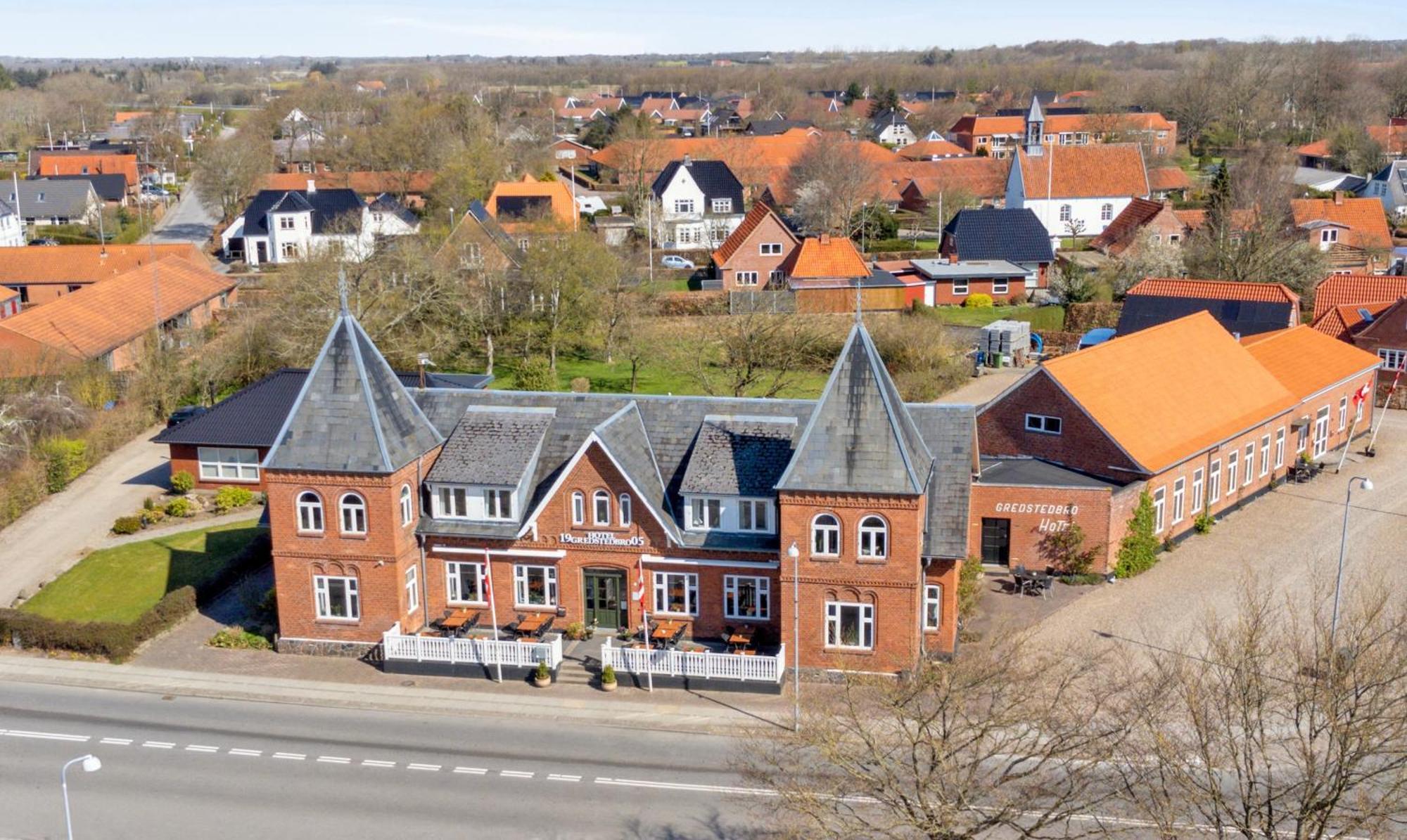 Gredstedbro Hotel Buitenkant foto